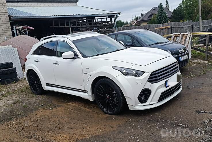 Infiniti QX70 S51 Crossover