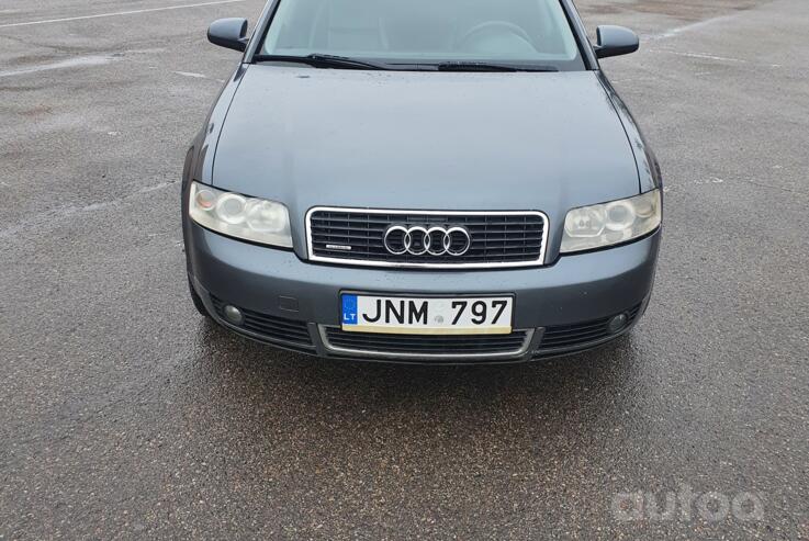 Audi A4 B6 Sedan