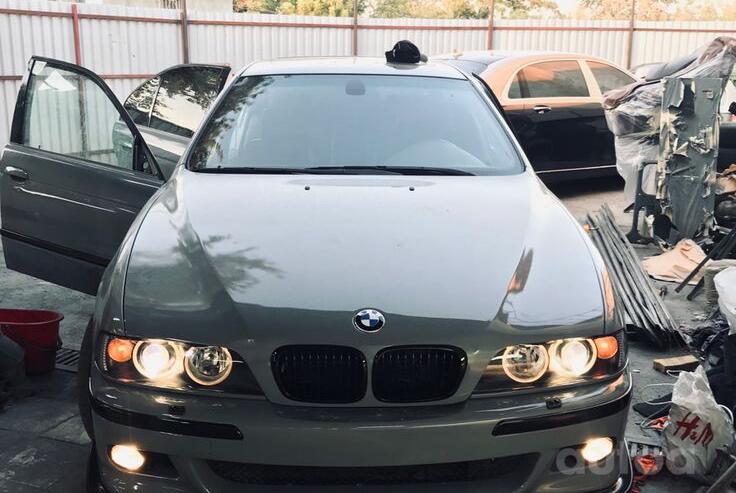 BMW 5 Series E39 [restyling] Sedan