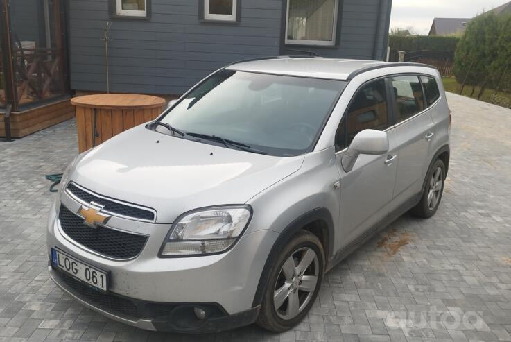 Chevrolet Orlando 1 generation Minivan