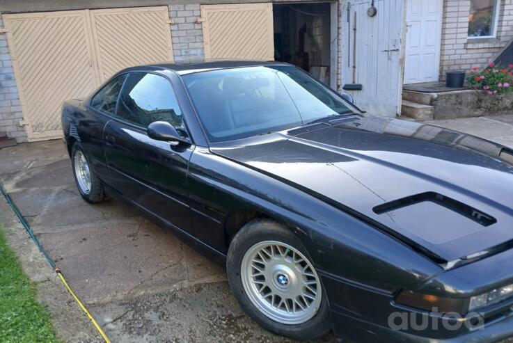 BMW 8 Series E31 Coupe