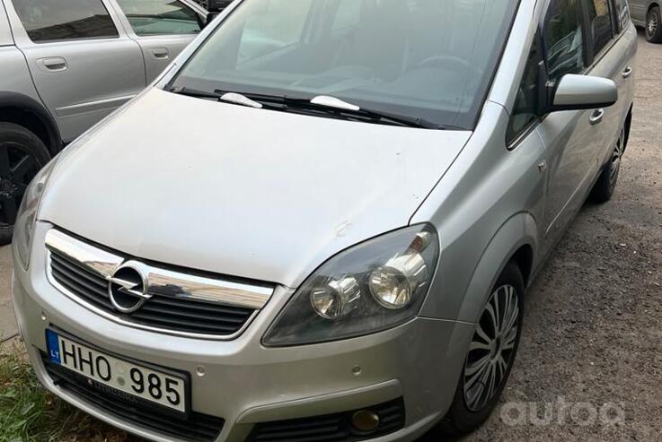 Opel Zafira B Minivan 5-doors