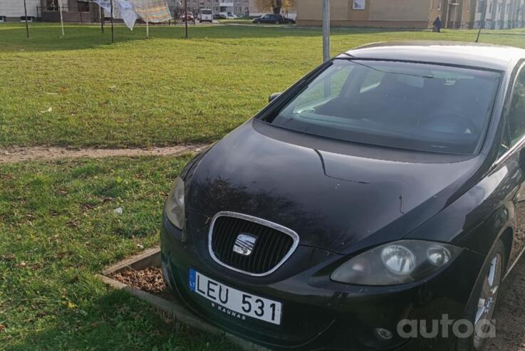 SEAT Leon 2 generation Hatchback 5-doors