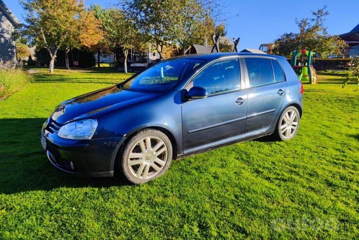 Volkswagen Golf 5 generation Hatchback 5-doors