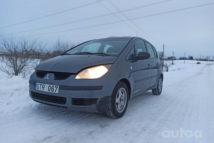 Mitsubishi Colt 6 generation