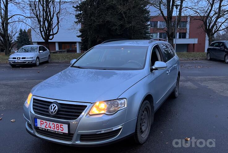 Volkswagen Passat B6 wagon 5-doors