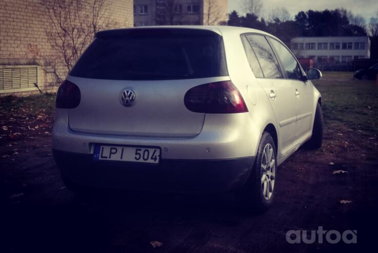 Volkswagen Golf 5 generation Hatchback 5-doors