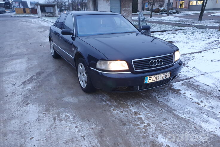 Audi A8 D2/4D [restyling] Sedan 4-doors