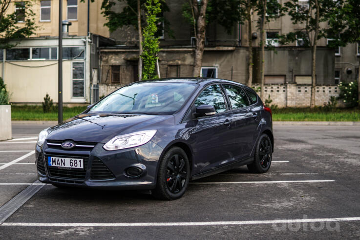 Ford Focus 3 generation Hatchback 5-doors