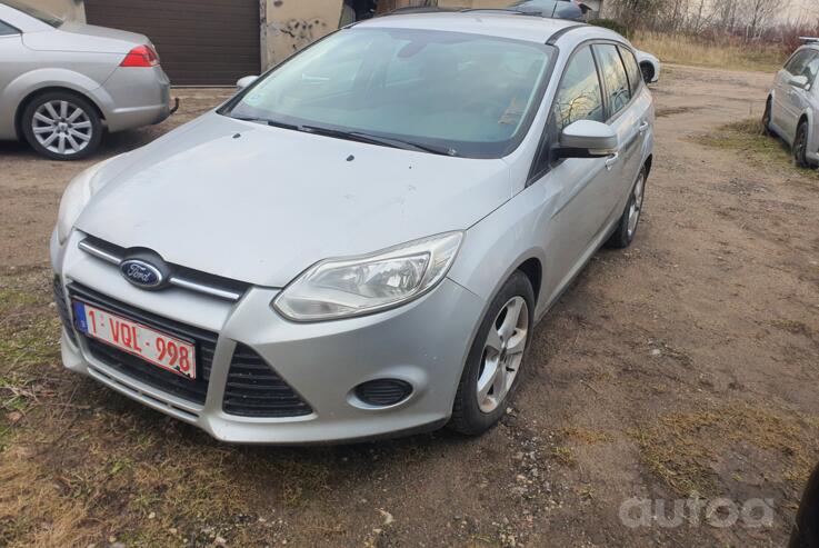 Ford Focus 3 generation wagon 5-doors