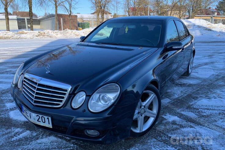 Mercedes-Benz E-Class W211 Sedan