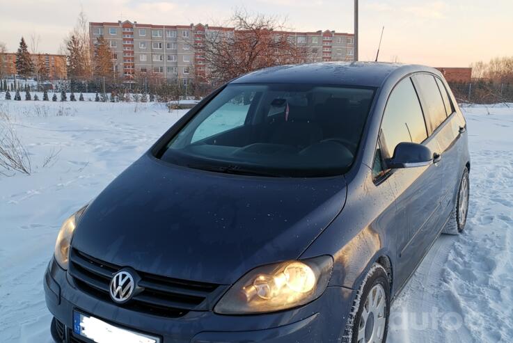 Volkswagen Golf Plus 1 generation