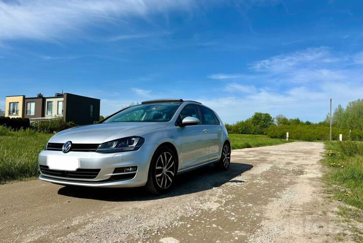 Volkswagen Golf 7 generation Hatchback 5-doors