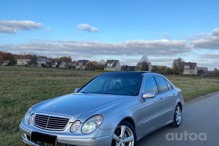 Mercedes-Benz E-Class W211 Sedan