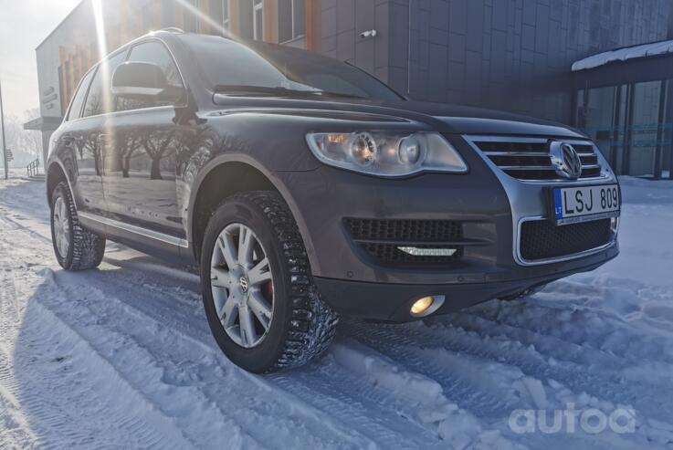 Volkswagen Touareg 1 generation [restyling] Crossover