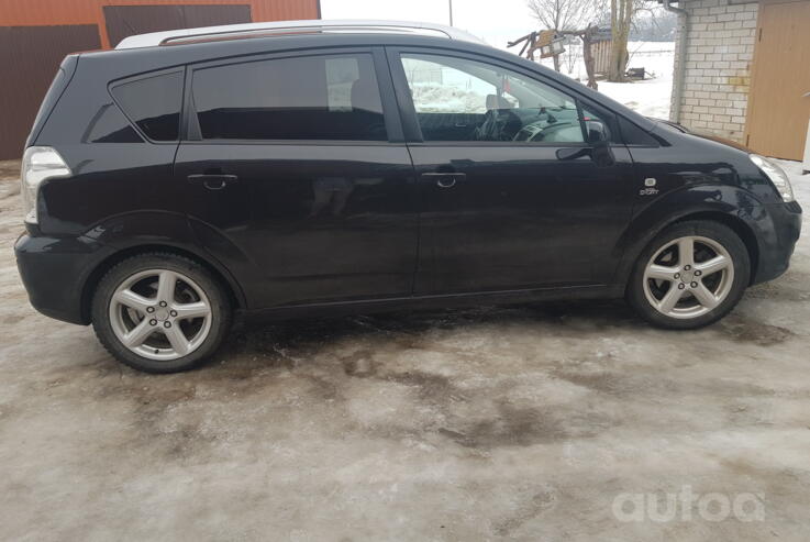 Toyota Corolla Verso 1 generation [restyling] Minivan