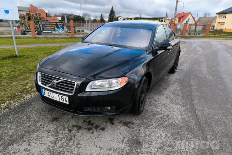 Volvo S80 2 generation Sedan