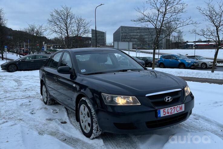 Hyundai Sonata NF Sedan