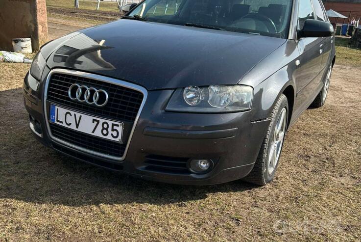 Audi A3 8P/8PA [2th restyling] Sportback hatchback 5-doors