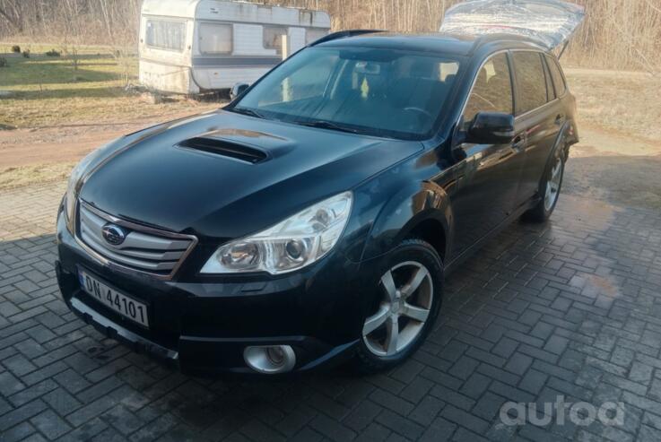 Subaru Outback 4 generation wagon