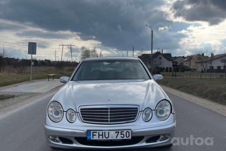 Mercedes-Benz E-Class W211 Sedan