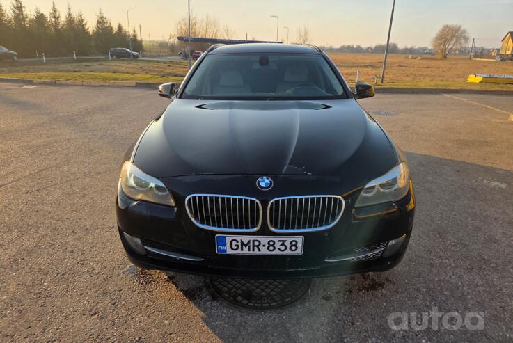 BMW 5 Series F07/F10/F11 [restyling] Gran Turismo liftback