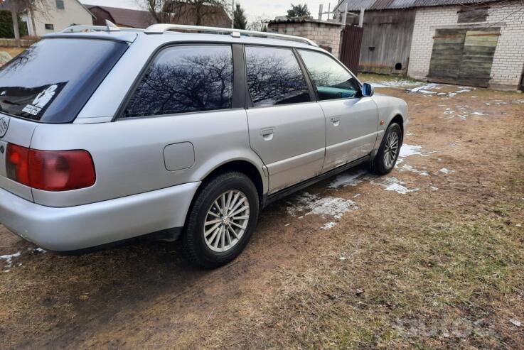 Audi A6 A4/C4 wagon