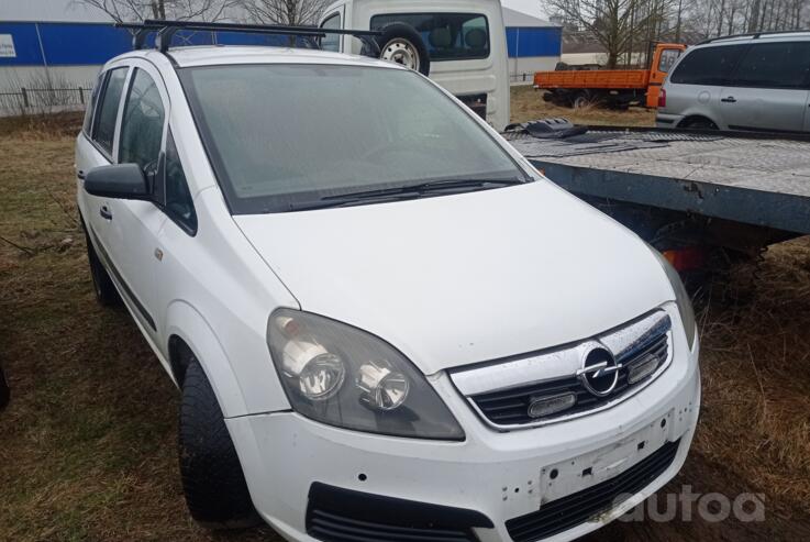 Opel Zafira B [restyling]