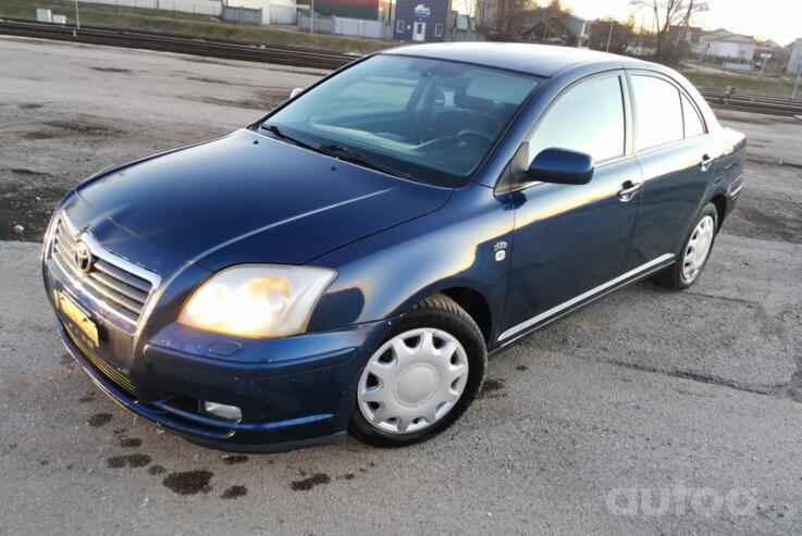 Toyota Avensis 2 generation Sedan