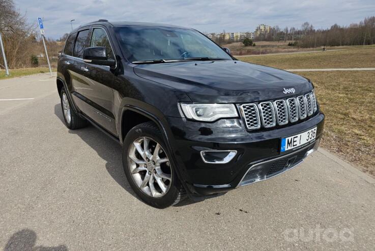 Jeep Grand Cherokee WK2 [restyling] SRT SUV 5-doors