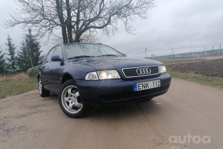 Audi A4 B5 Avant wagon 5-doors