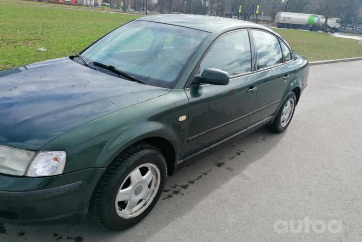 Volkswagen Passat B5 Sedan 4-doors