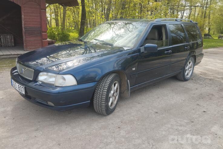 Volvo V70 1 generation R wagon 5-doors