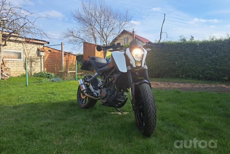 KTM 125