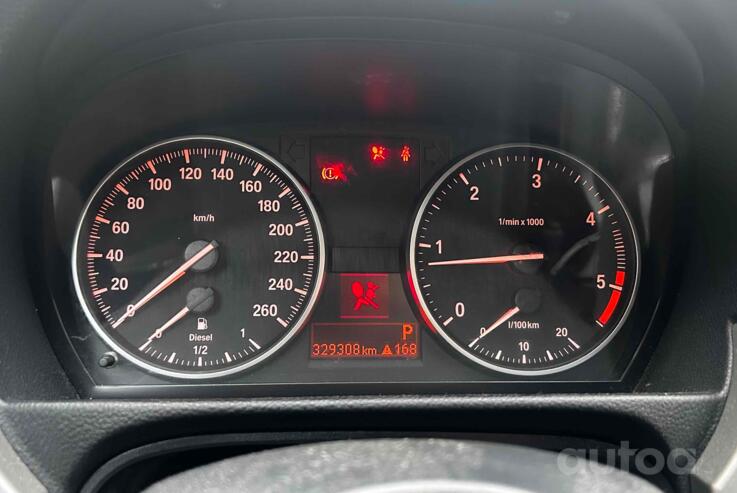 BMW 3200
