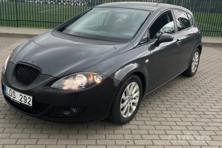SEAT Leon 2 generation Hatchback 5-doors