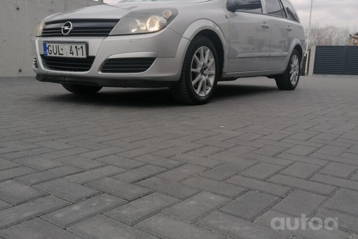 Opel Astra H wagon