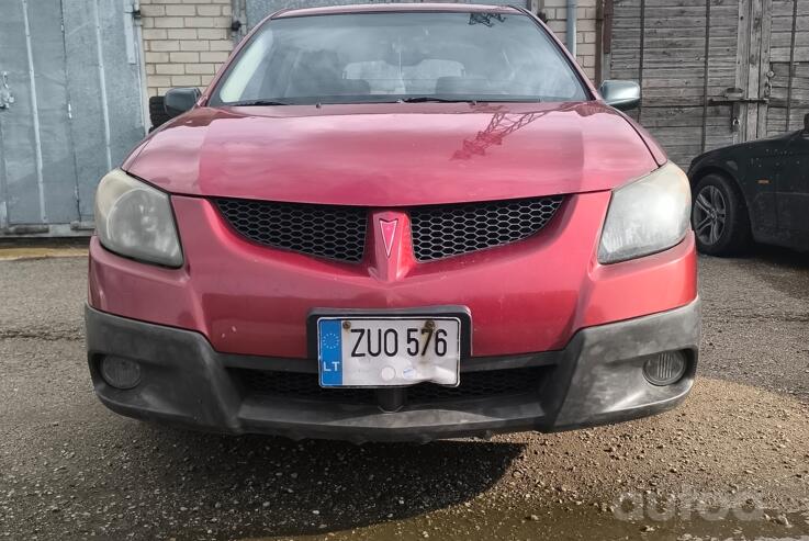 Pontiac Vibe 1 generation Hatchback