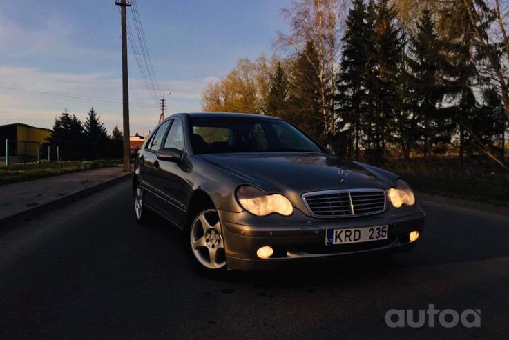 Mercedes-Benz C-Class W203/S203/CL203 Sedan 4-doors