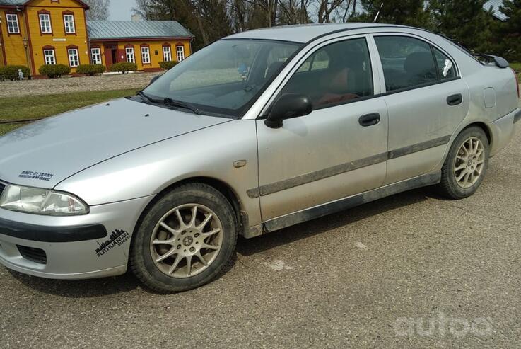 Mitsubishi Carisma 1 generation [restyling] Liftback