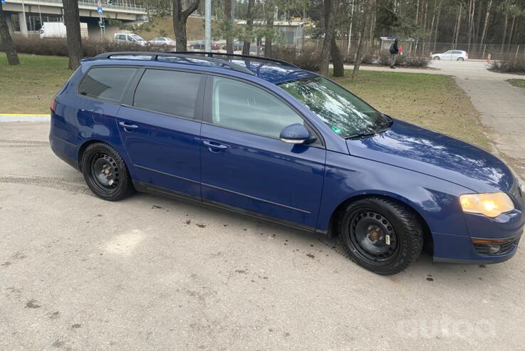 Volkswagen Passat B6 wagon 5-doors