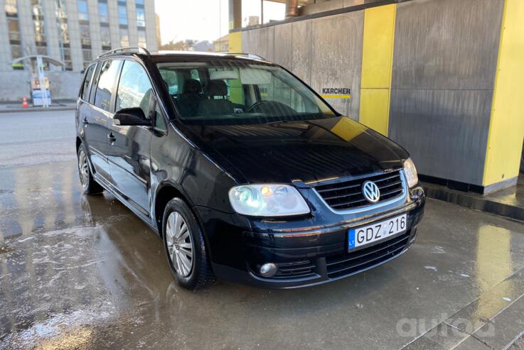Volkswagen Touran 1 generation Minivan
