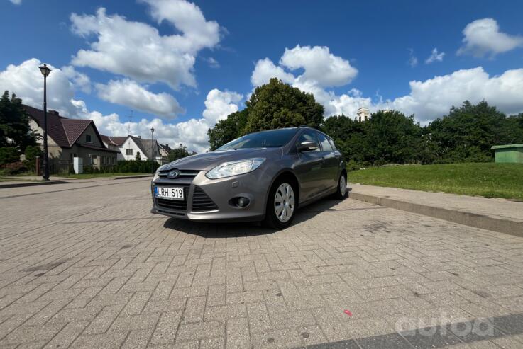 Ford Focus 3 generation wagon 5-doors