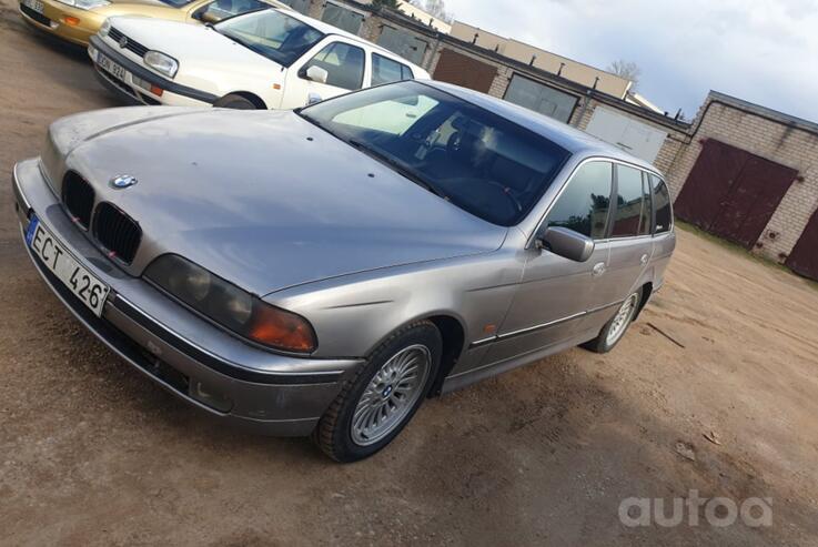 BMW 5 Series E39 Touring wagon