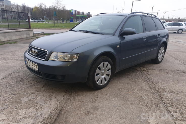 Audi A4 B6 Avant wagon 5-doors