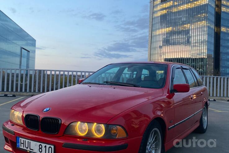 BMW 5 Series E39 Touring wagon