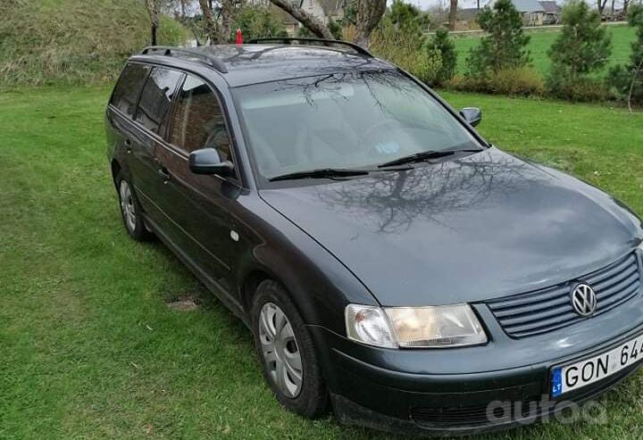 Volkswagen Passat B5 Sedan 4-doors