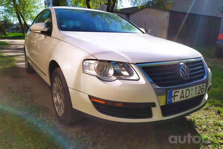 Volkswagen Passat B6 Sedan 4-doors