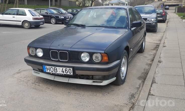 BMW 5 Series E34 Sedan