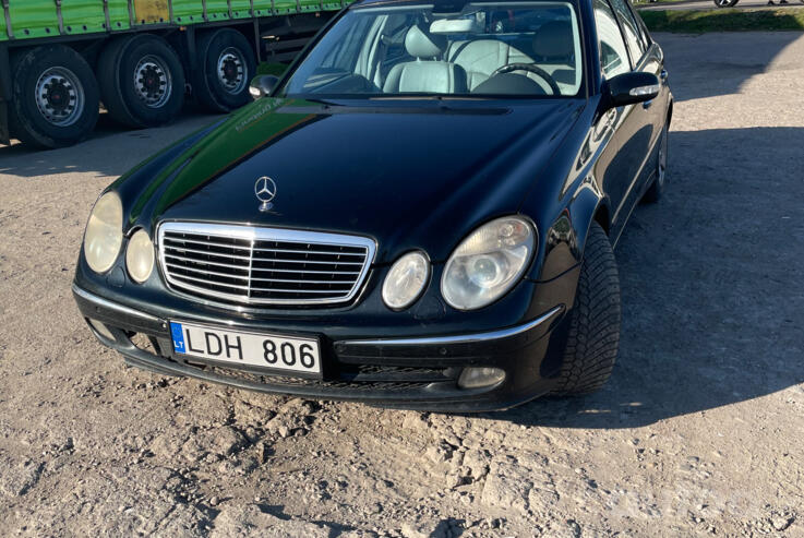Mercedes-Benz E-Class W211/S211 Sedan 4-doors
